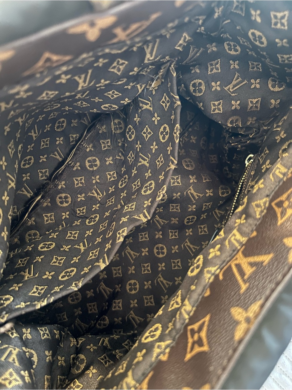 Not aut. Louis Vuitton Black Quilted Monogram Tote with Monogram-Print Handles - Picture 7 of 11
